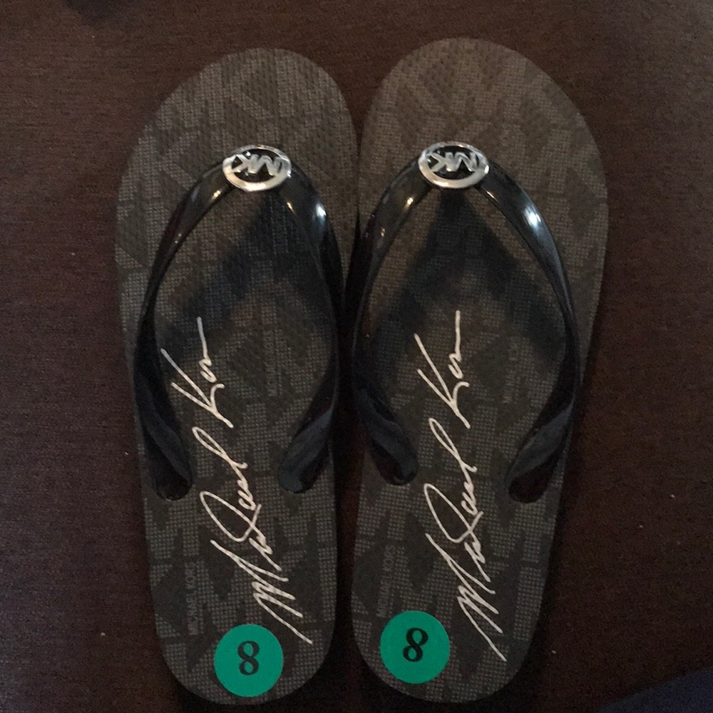 Michael Kors Flip flops